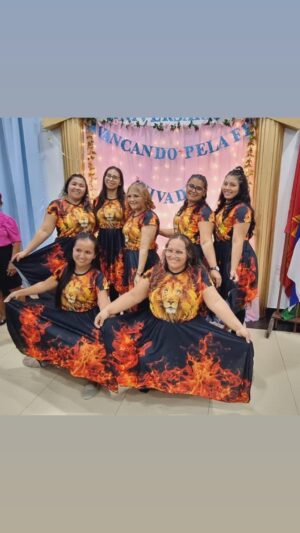 Vestido chamas leão de Judá